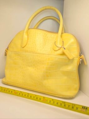 Retro 80's Danier Leather Yellow Croc-Embossed Bowling Style Hand Bag